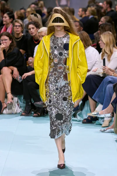Look 45